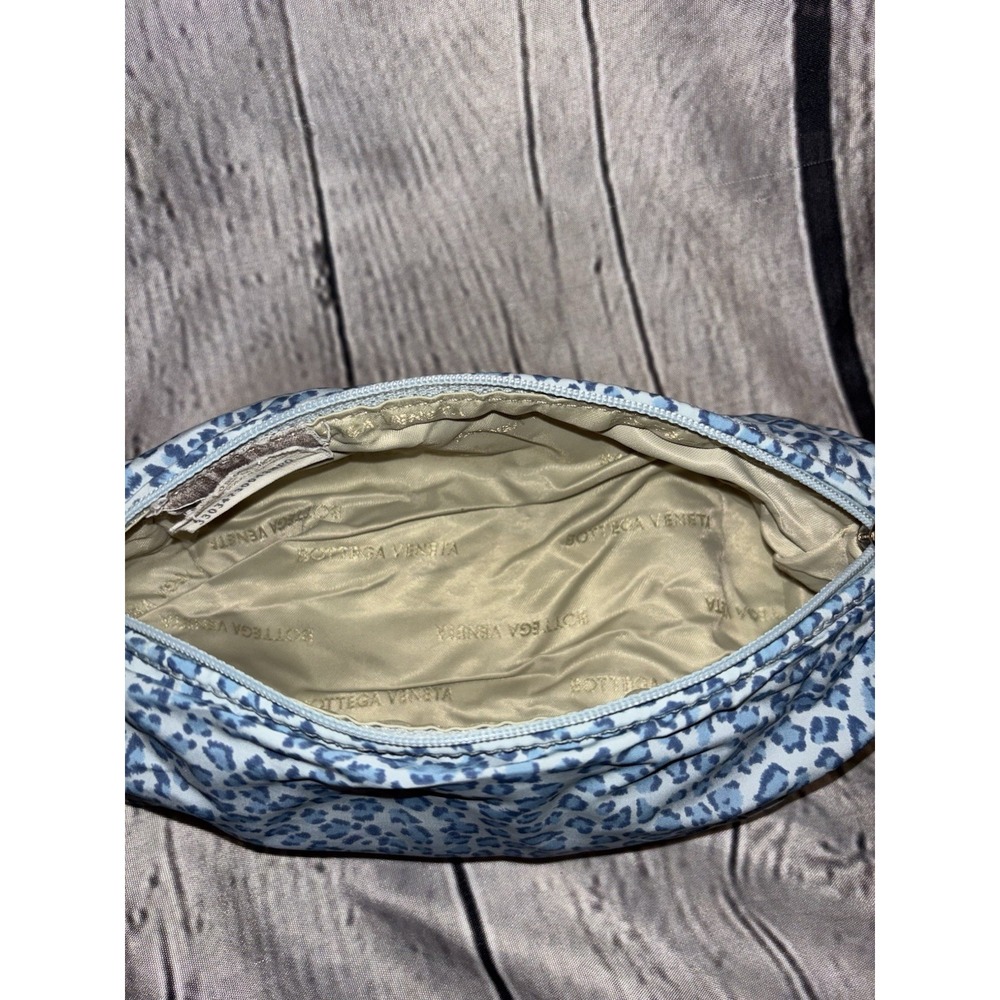 Bottega Veneta Blue Leopard Nylon Makeup Bag with Rare Color Pattern Design - Picture 5 of 6